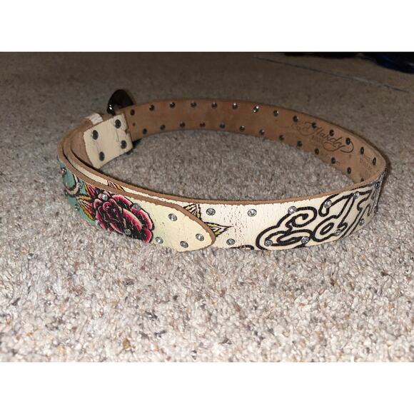 ED HARDY Belt White Distressed Medium Vintage Y2K Rhinestones - Picture 3 of 11